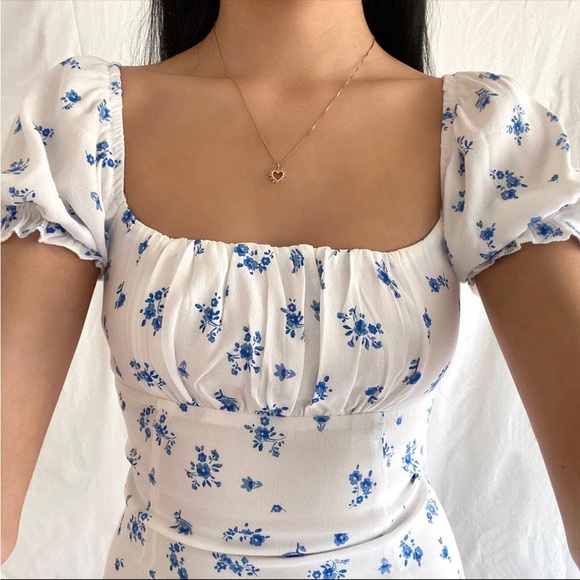 Skylar + Madison white floral smocked mini dress - Picture 3 of 11